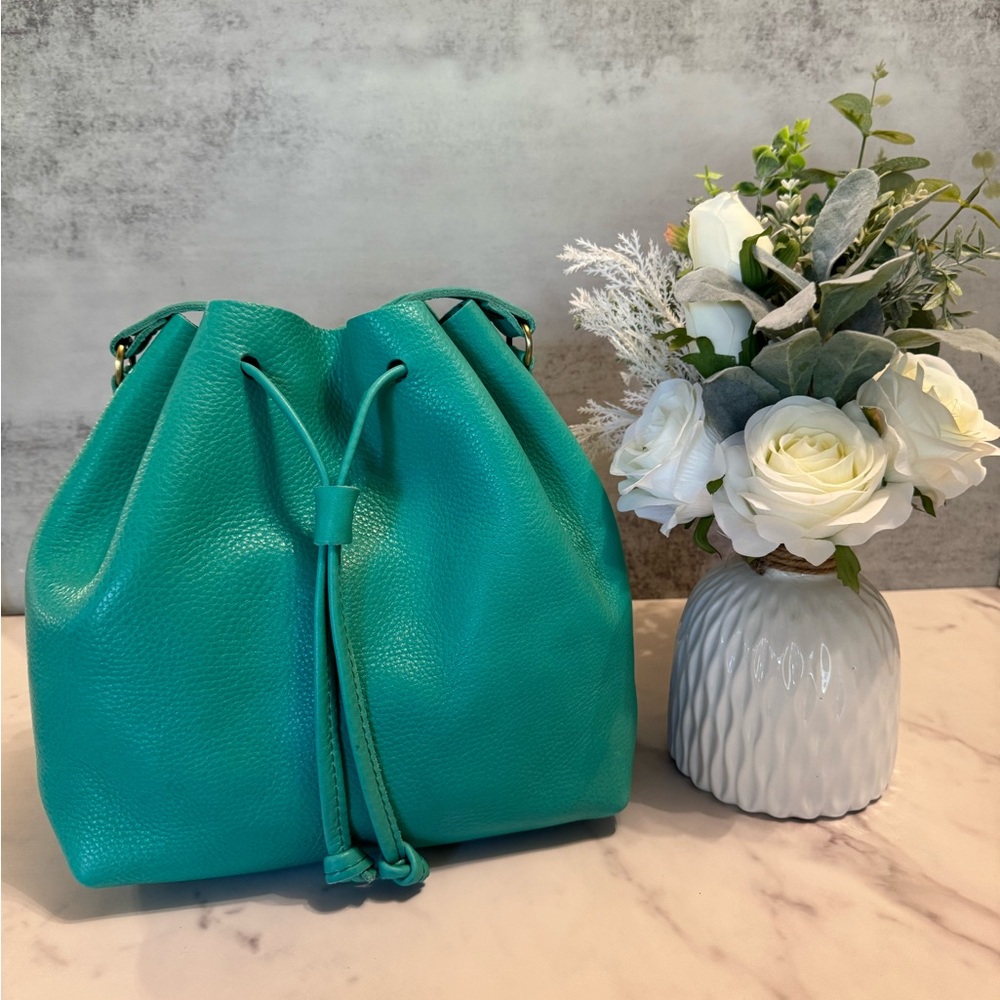 Portland Leather Large Bucket Bag